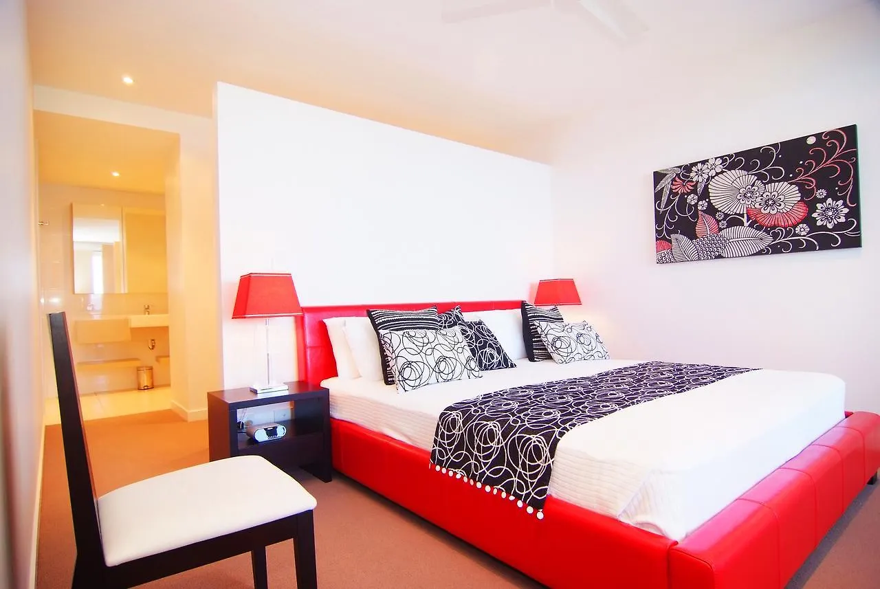 Apartmanhotel Coral Cove Apartments - Absolute Beachfront Resort Bowen